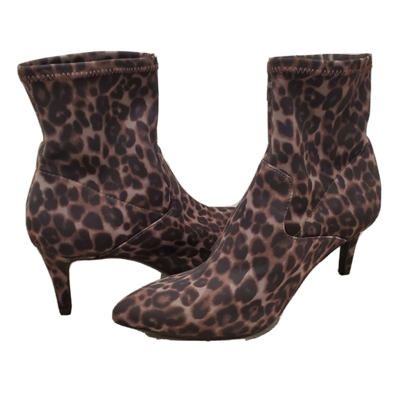 NEW 1901 Leopard Print Ankle Boot - Picture 1 of 7
